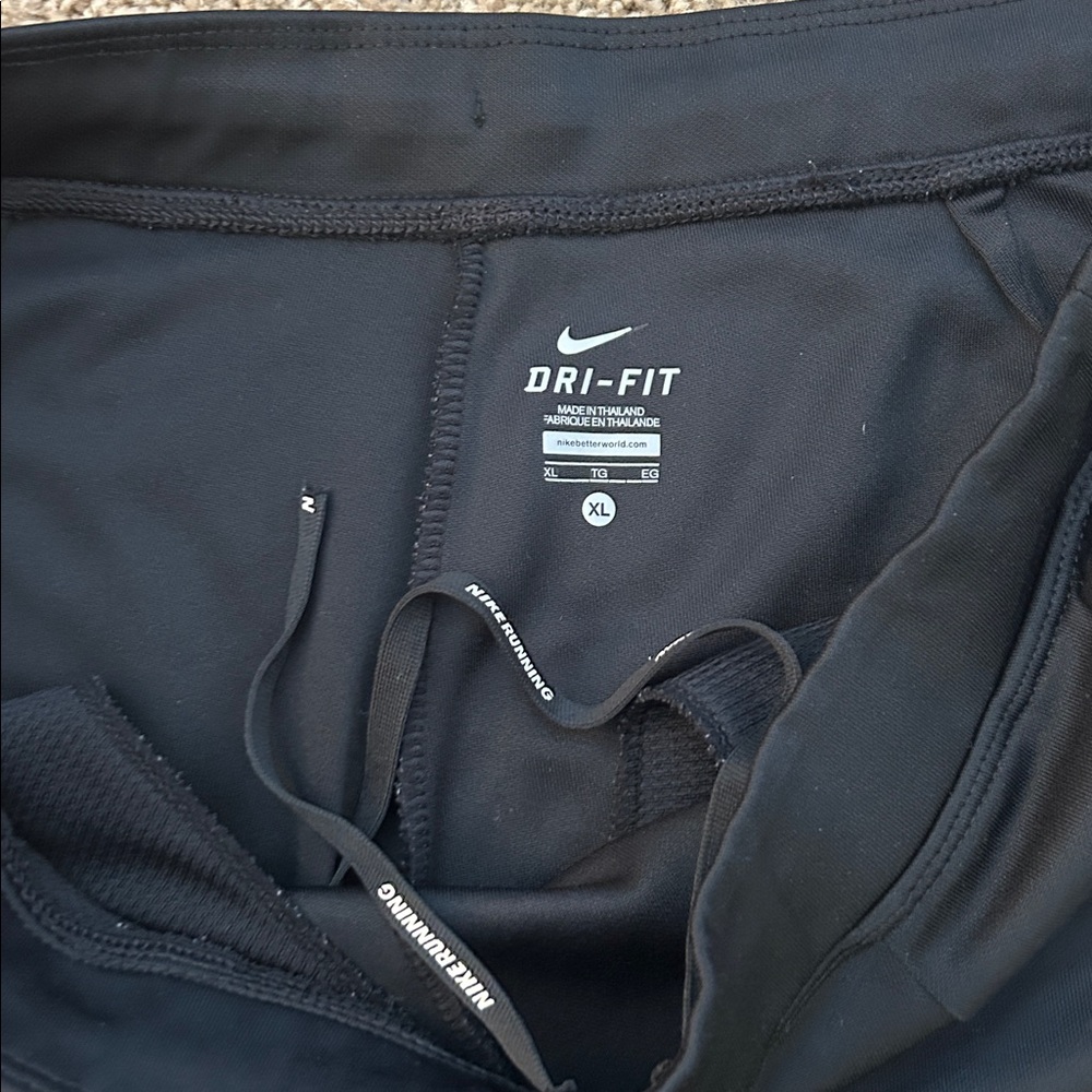 Nike Mens XL Black Tapered Running Pants - Picture 11 of 12